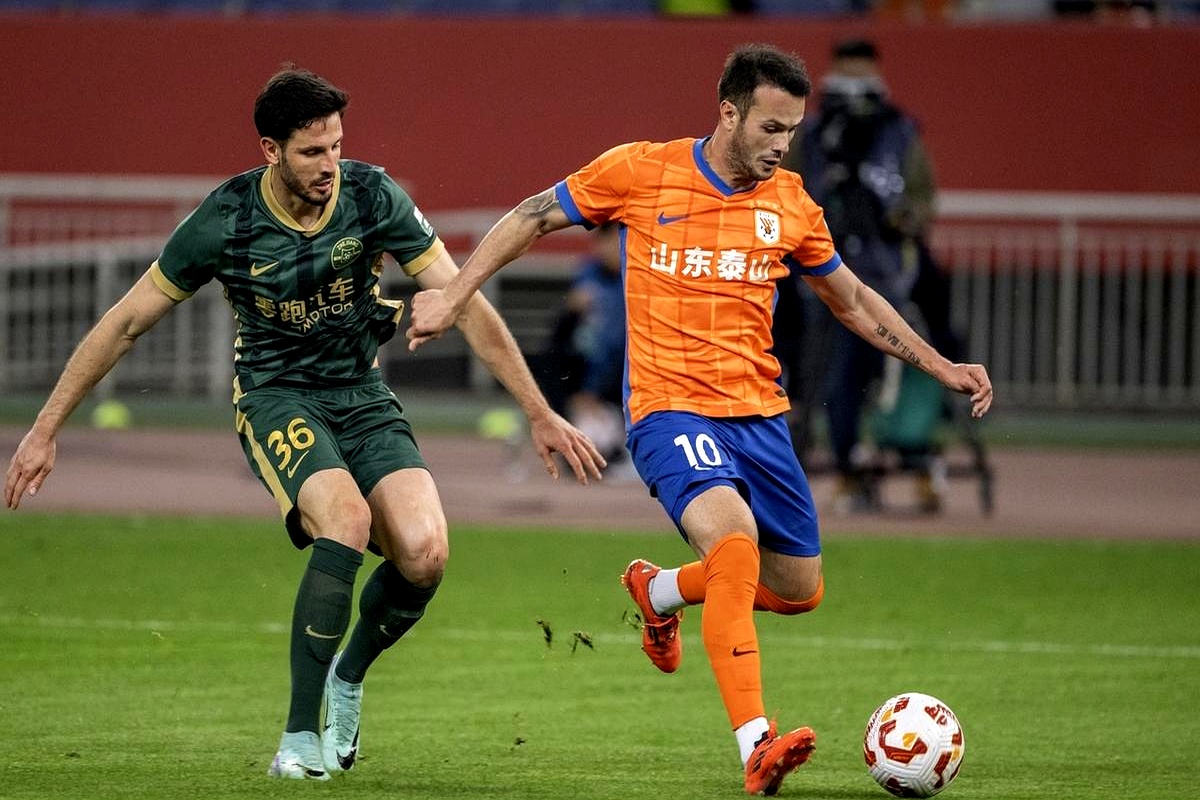 开云体育-CBA常规赛赛程吃紧，山东泰山今夜队长鼓劲，质疑声仍在，球探报告显示潜力(cba直播免费观看直播)